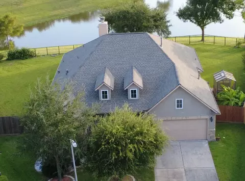 2714 White Falls Dr, Pearland, TX 77584