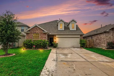 2807 Glenfield Manor Ln, Houston, TX 77014