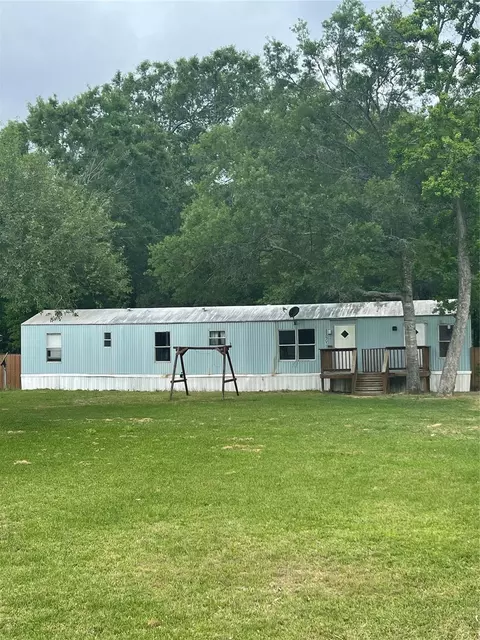 39 County Road 4020, Dayton, TX 77535