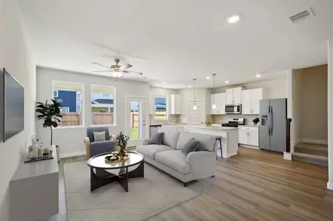 710 Sand Dollar Dr, Kemah, TX 77565