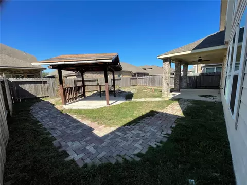 Exterior - 627 Oak Circle Dr E, Conroe, TX 77301 photo 3 of 4