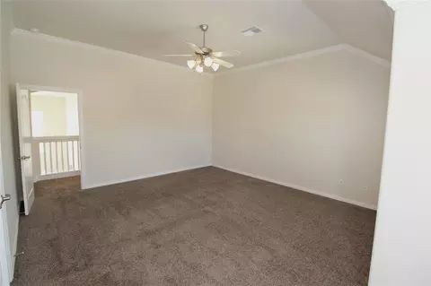 Bedroom - 627 Oak Circle Dr E, Conroe, TX 77301 photo 2 of 6