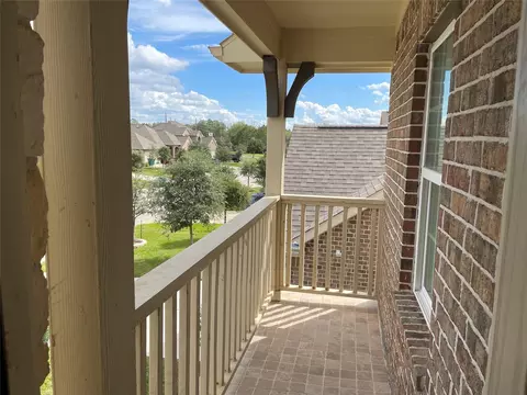 Exterior - 627 Oak Circle Dr E, Conroe, TX 77301 photo 4 of 4