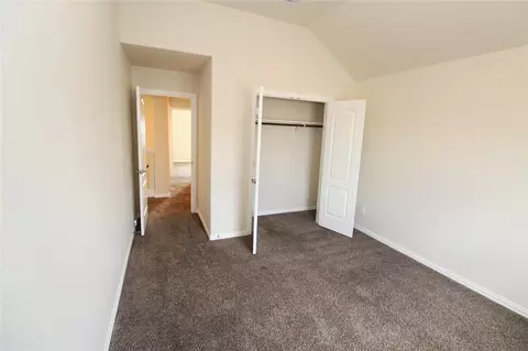 Bedroom - 627 Oak Circle Dr E, Conroe, TX 77301 photo 5 of 6