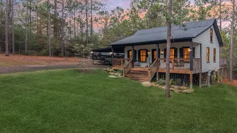 119 Sycamore Dr, Brookeland, TX 75931