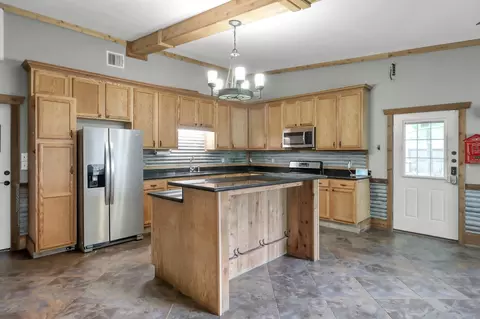 Kitchen - 403 Spring Woods Dr, Spring, TX 77386 photo 3 of 5