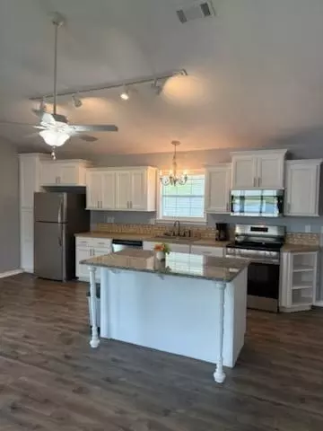 Kitchen - 140 Meadowview Dr, Trinity, TX 75862 photo 1 of 1