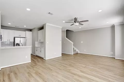 3001 Murworth Dr #404, Houston, TX 77025