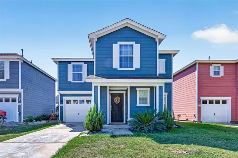 10014 Victoria Falls Ln, Houston, TX 77075