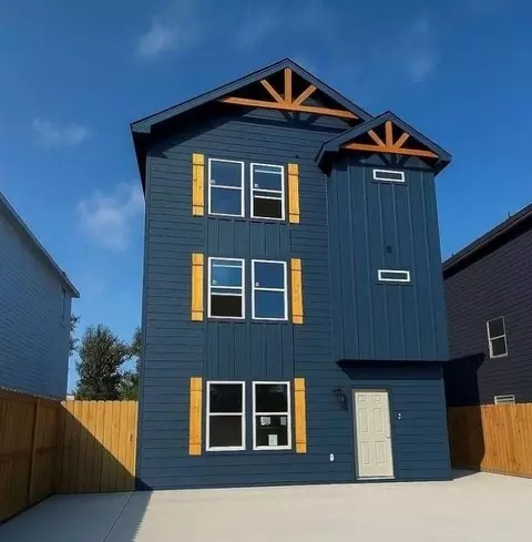 8021 Birmingham St #A/B, Houston, TX 77028