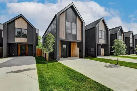 8027 Betty Boop St, Houston, TX 77028