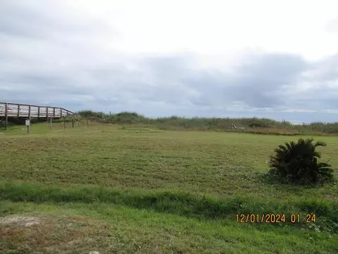 tbd Lot 2 Nesmith Pl, Surfside Beach, TX 77541