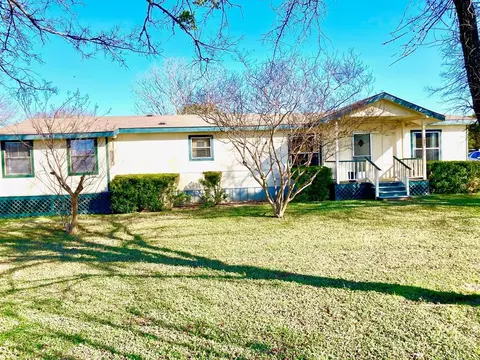 800 Archie Ln, Belton, TX 76513