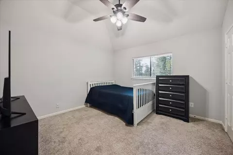 Bedroom - 606 Pine Walk Trl, Spring, TX 77388 photo 5 of 5