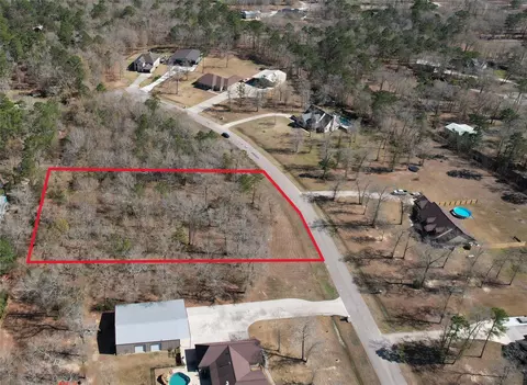 189 County Road 6323, Dayton, TX 77535