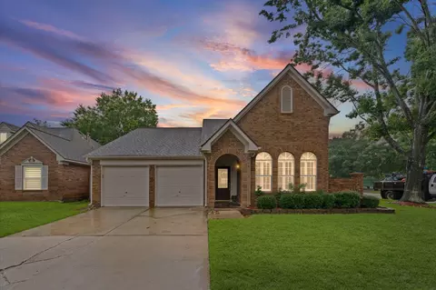 1502 Beechurst Ct, Houston, TX 77062