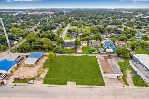1302 Texas Ave, Texas City, TX 77590