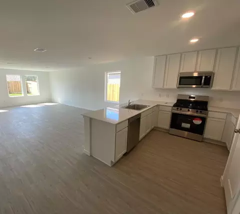 336 Ice Shore Trl, Dayton, TX 77535