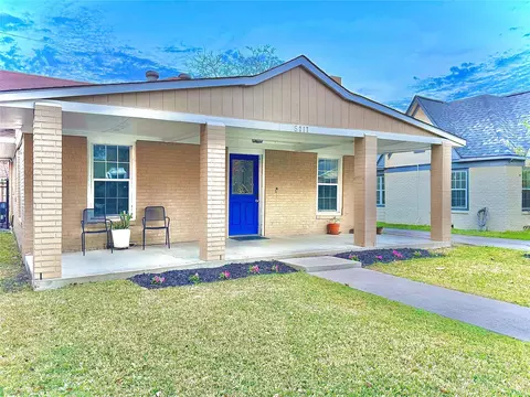 5217 Claremont St, Houston, TX 77023