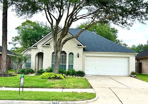 3603 Paigewood Dr, Pearland, TX 77584