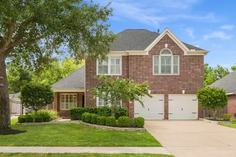 13743 Sherburn Manor Dr, Cypress, TX 77429