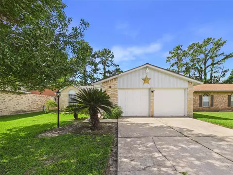 11622 Crystalwood Dr, Houston, TX 77013