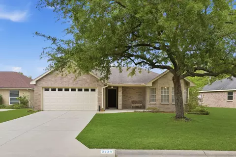 2739 S Peach Hollow Cir, Pearland, TX 77584