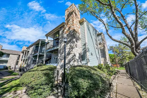 3750 Tanglewilde St #A7, Houston, TX 77063