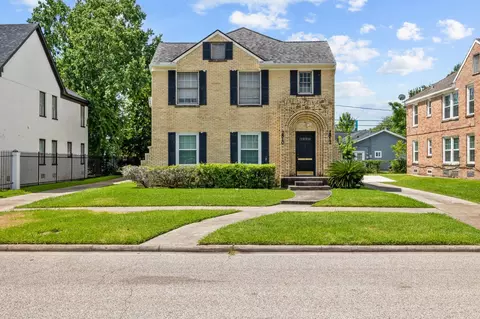 2810 Cleburne St, Houston, TX 77004