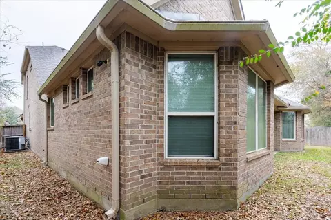Exterior - 22002 Flashing Ridge Dr, Spring, TX 77389 photo 1 of 2