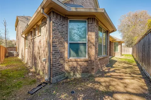 Exterior - 22002 Flashing Ridge Dr, Spring, TX 77389 photo 2 of 2