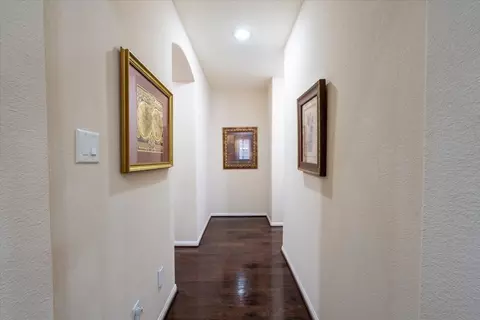 Entry Way - 22002 Flashing Ridge Dr, Spring, TX 77389 photo 4 of 8