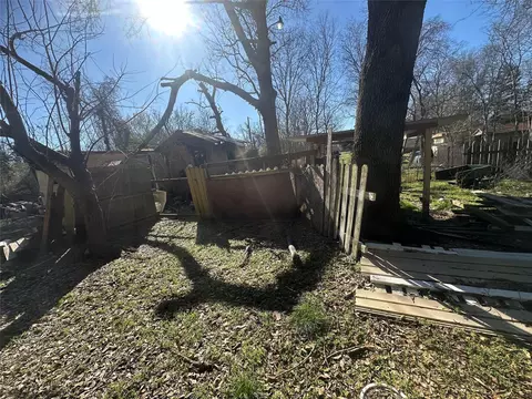 0 9th St, Trinity, TX 75862