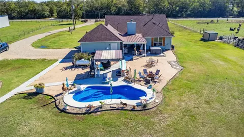 12065 Fm 1696 Rd, Bedias, TX 77831