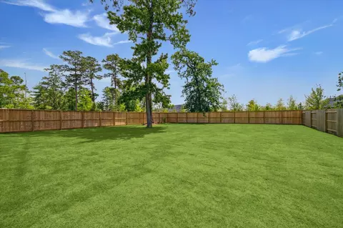 Exterior - 403 Venado View Ct, Conroe, TX 77304 photo 4 of 5