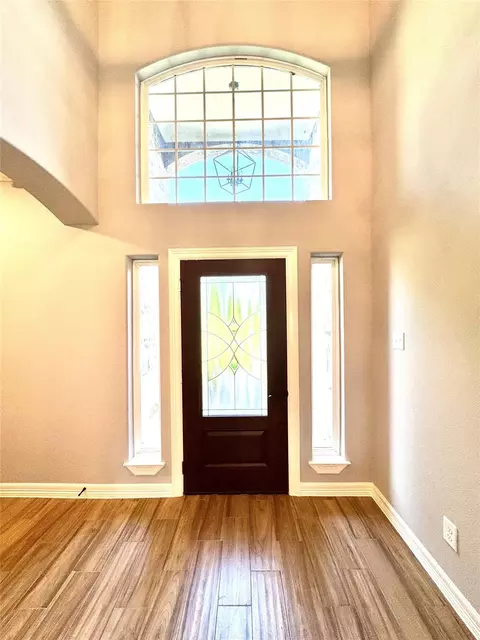 Entry Way - 105 Coral Gables, Trinity, TX 75862 photo 1 of 4