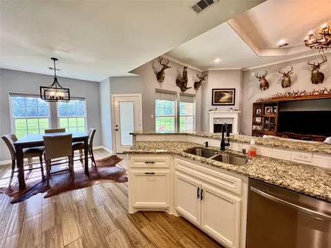 Kitchen - 105 Coral Gables, Trinity, TX 75862 photo 6 of 6