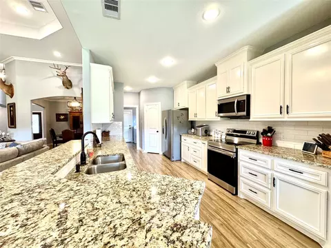 Kitchen - 105 Coral Gables, Trinity, TX 75862 photo 2 of 6