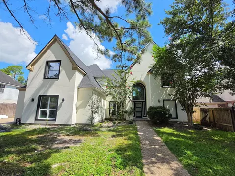 5547 Honor Dr, Houston, TX 77041