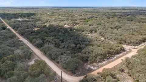 516 County Road 120, Hallettsville, TX 77964