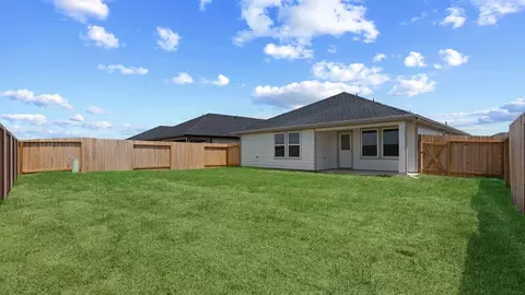 Exterior - 3058 Ferris Dr, Fulshear, TX 77441 photo 3 of 3
