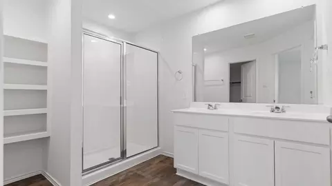 Bath - 3058 Ferris Dr, Fulshear, TX 77441 photo 2 of 2