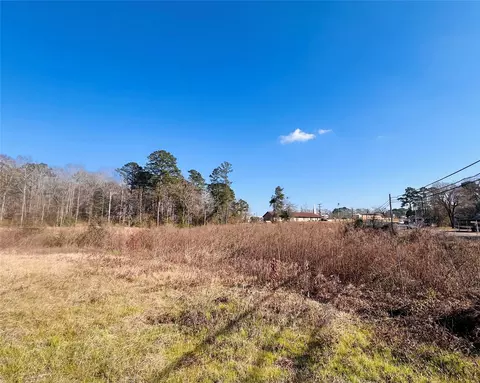 495 Rice St, Hemphill, TX 75948