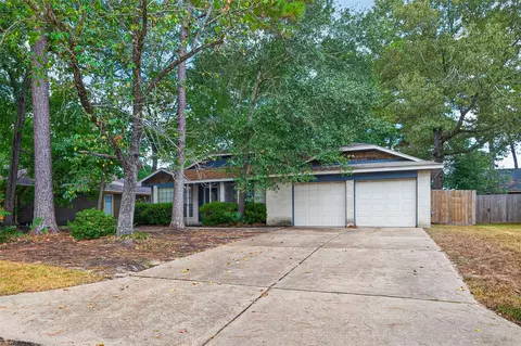 2931 Parkwood Manor Dr, Houston, TX 77339
