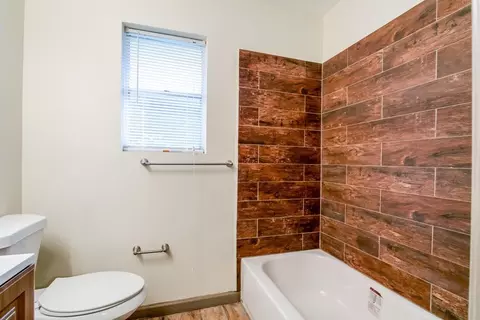 Bath - 24615 Wilderness Rd, Spring, TX 77380 photo 4 of 5