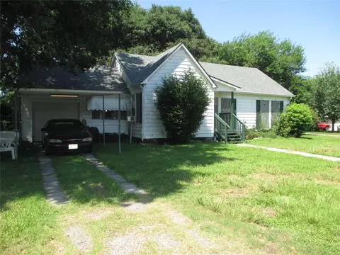 606 E Humble St, Baytown, TX 77520