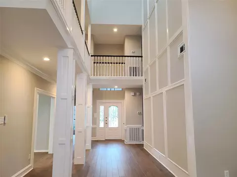 Entry Way - 6111 Hampton Way Ct, Spring, TX 77389 photo 6 of 6