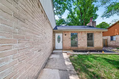 Exterior - 4502 Quailgate Dr, Spring, TX 77373 photo 5 of 5