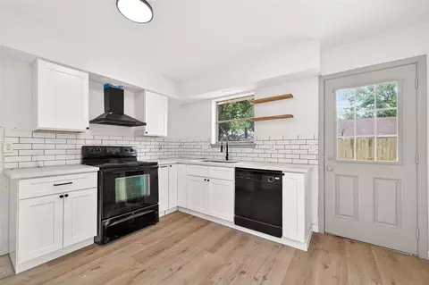 Kitchen - 4502 Quailgate Dr, Spring, TX 77373 photo 4 of 4