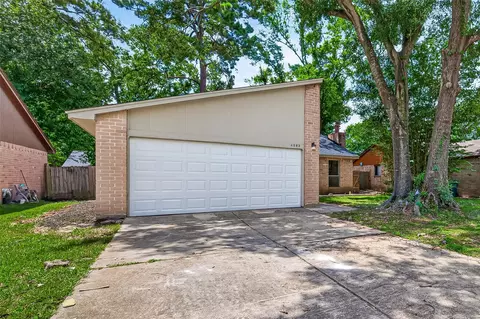 Exterior - 4502 Quailgate Dr, Spring, TX 77373 photo 2 of 5